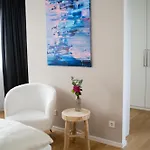 Moderne Mit Grosszuegigen 100qm In Der Dresdner Altstadt * Dresden