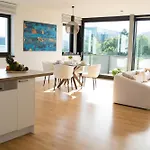 Moderne Mit Grosszuegigen 100qm In Der Dresdner Altstadt