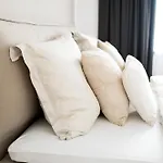 Moderne Mit Grosszuegigen 100qm In Der Dresdner Altstadt Daire *
