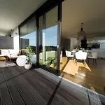 Moderne Mit Grosszuegigen 100qm In Der Dresdner Altstadt Daire *