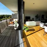 Moderne Mit Grosszuegigen 100qm In Der Dresdner Altstadt Daire *