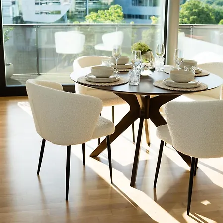 Апартаменты Moderne Mit Grosszuegigen 100qm In Der Dresdner Altstadt