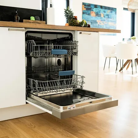 Moderne Mit Grosszuegigen 100qm In Der Dresdner Altstadt Apartment