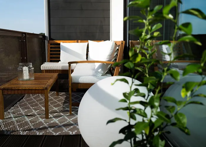 Apartment Moderne Mit Grosszuegigen 100qm In Der Dresdner Altstadt *