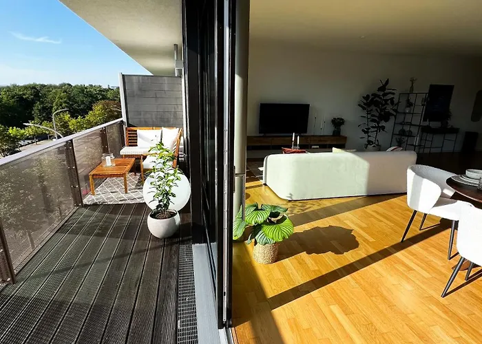 Moderne Mit Grosszuegigen 100qm In Der Dresdner Altstadt Apartment *