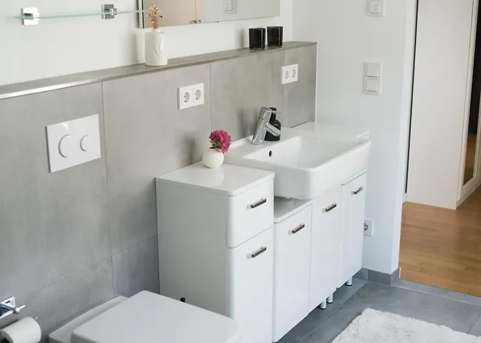 Appartement Moderne Mit Grosszuegigen 100qm In Der Dresdner Altstadt Dresden