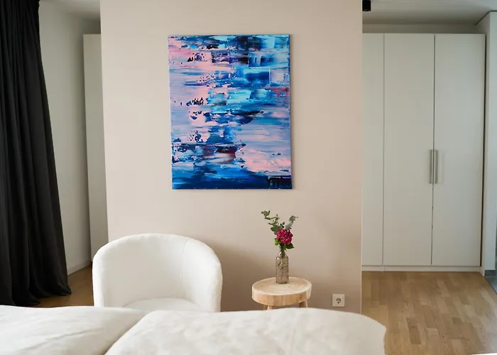 Appartement Moderne Mit Grosszuegigen 100qm In Der Dresdner Altstadt Dresden